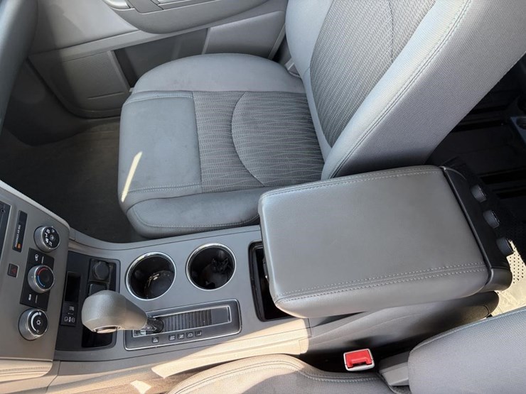 2016-chevrolet-traverse-image-17