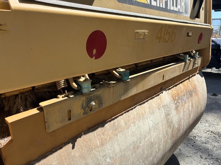 2009-caterpillar-cb-434d-image-10
