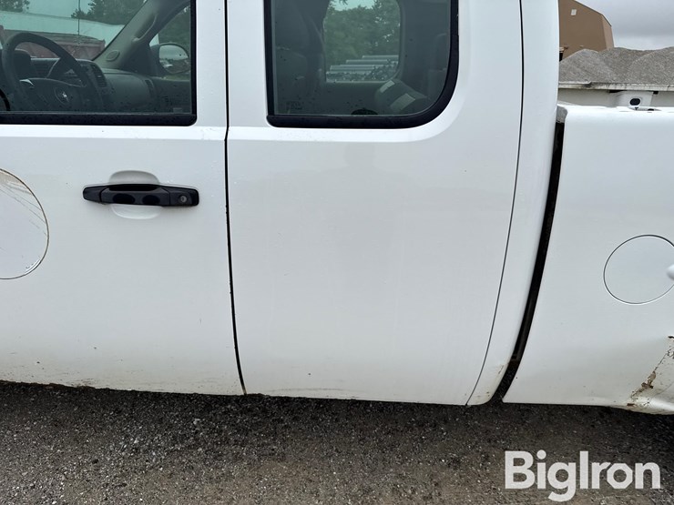 2008-chevrolet-1500-image-16
