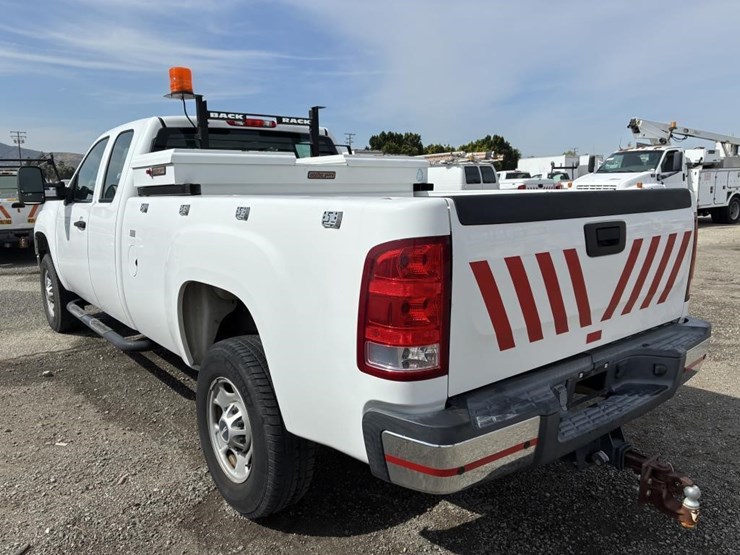 2012-gmc-2500hd-image-4