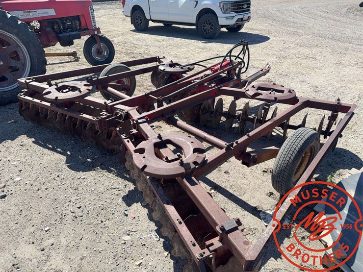 massey-ferguson-52-image-6