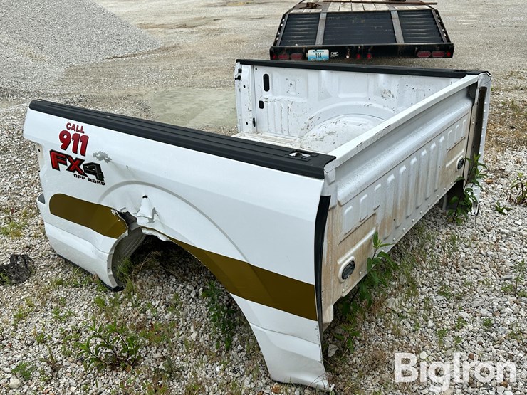 2020-ford-f150-xl-image-9