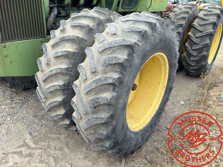 1971-john-deere-7020-image-9