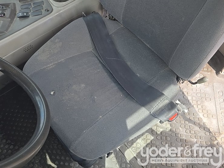 2020-volvo-a25g-image-44
