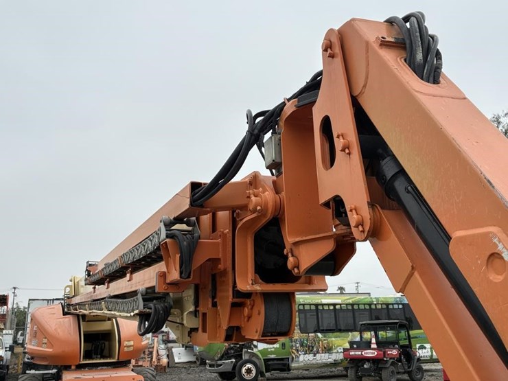 2008-jlg-1350sjp-image-24