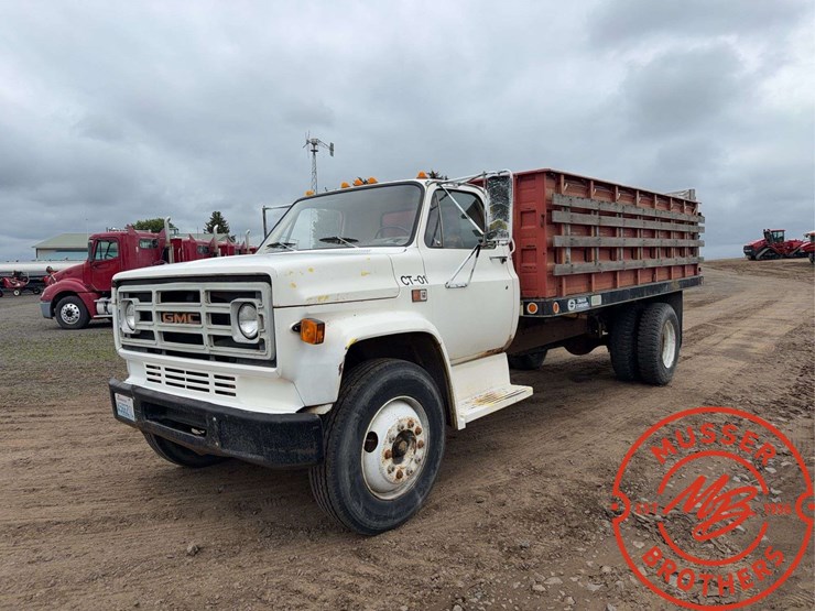 1982-gmc-7000-image-7