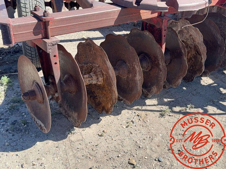 massey-ferguson-52-image-10