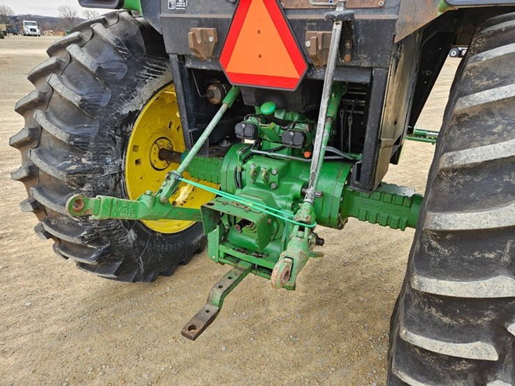 john-deere-2950-image-14