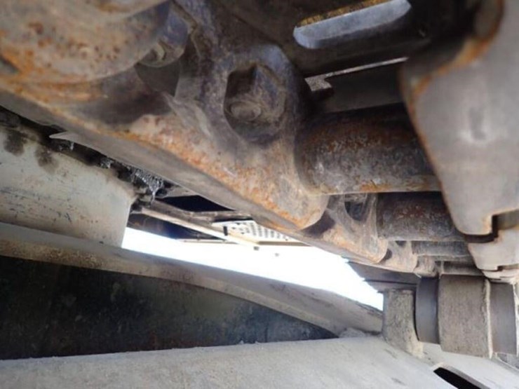 2009-deere-270d-lc-image-43