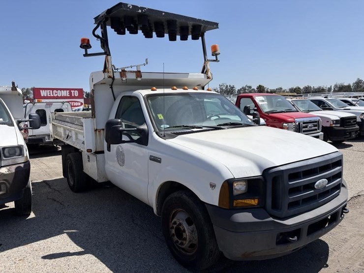 2007-ford-f350-image-2