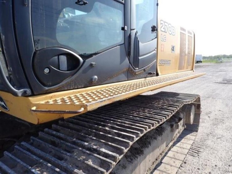 2009-deere-270d-lc-image-66