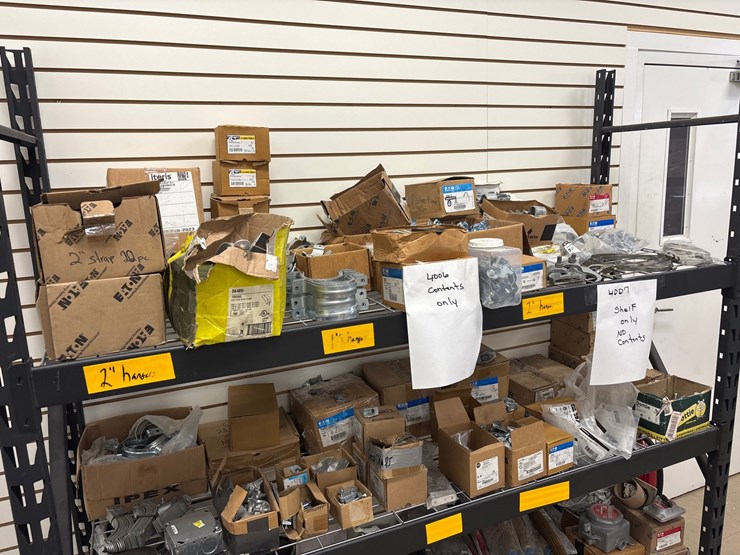 #4006-•-electrical-components---contents-of-one-shelf-unit-image-10