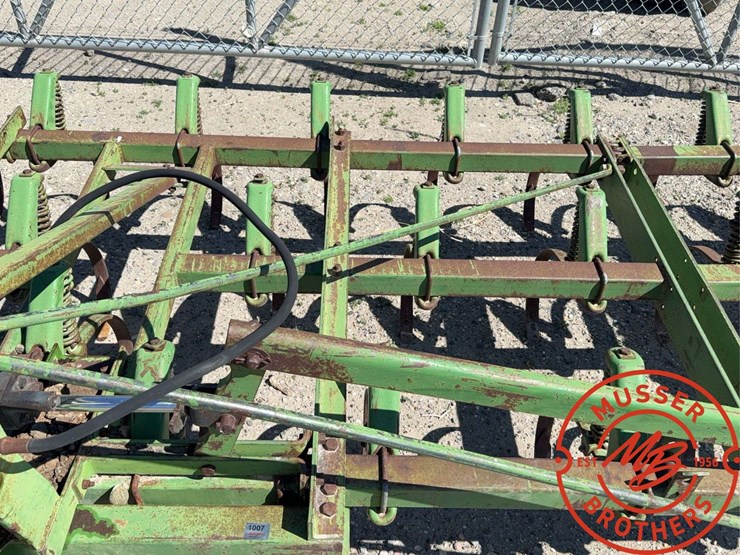 john-deere-1100-image-13