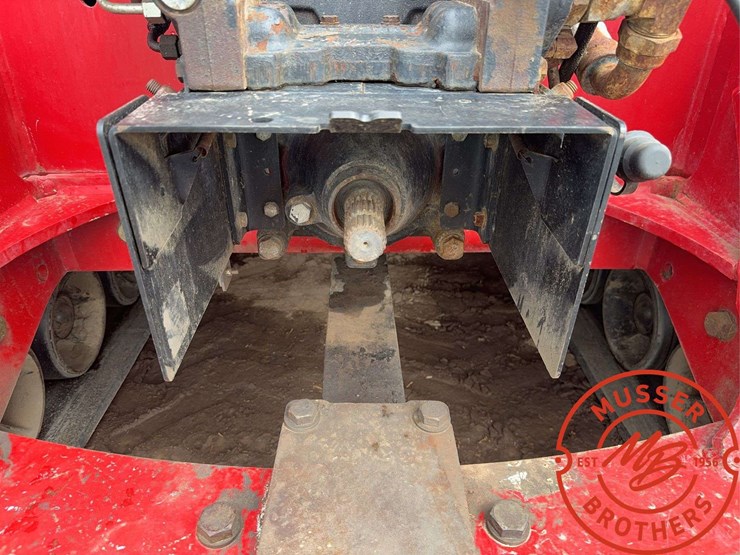 2014-case-ih-550-image-21