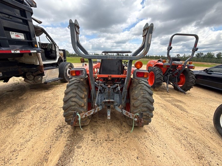 kubota-l2800-image-5