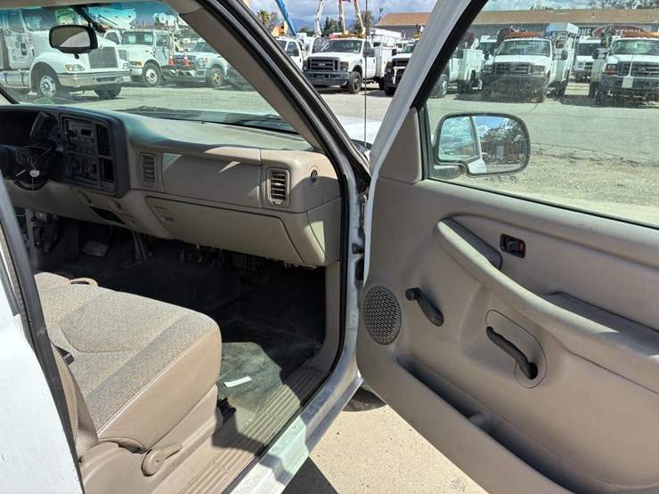 2006-chevrolet-silverado-1500-image-10