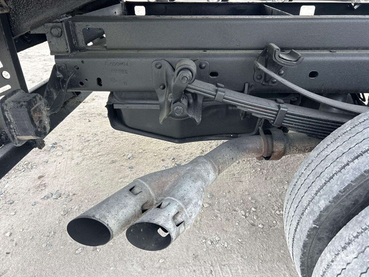 2014-ford-f450-image-26