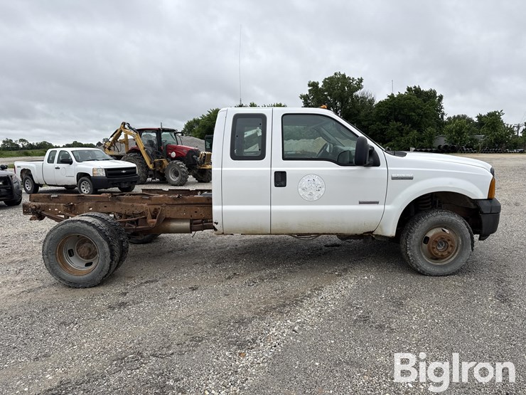 2006-ford-f350-image-4