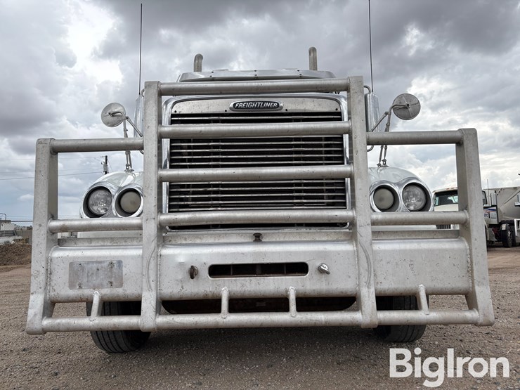 2017-freightliner-coronado-132-image-9