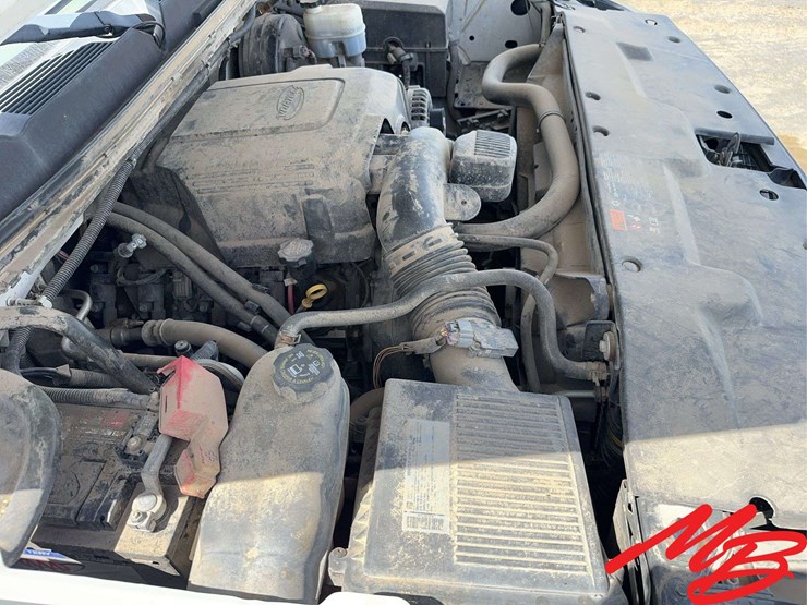 2010-chevrolet-silverado-1500-image-18