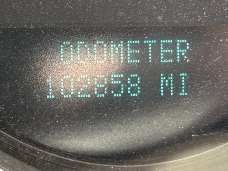 2012-gmc-2500hd-image-17