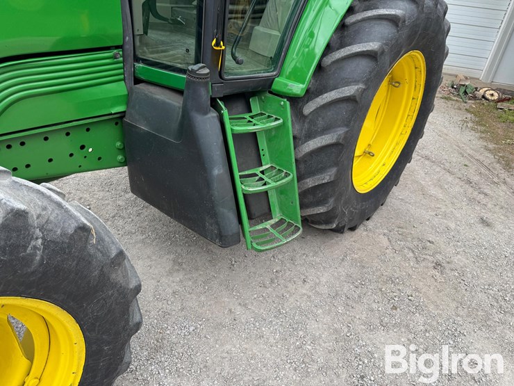 john-deere-7230-image-19