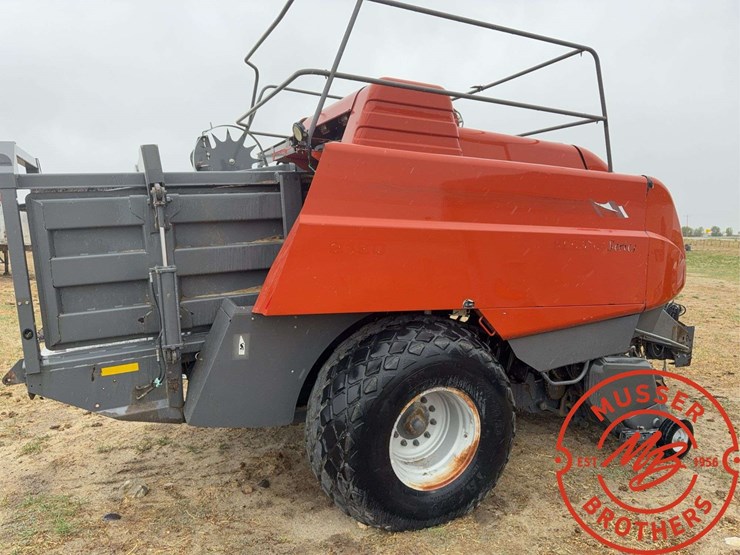 2009-massey-ferguson-2190-image-5