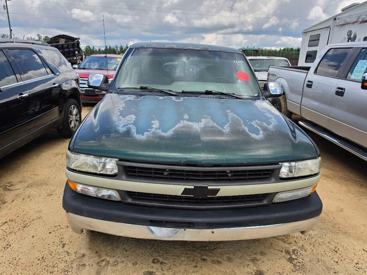 2001-chevrolet-silverado-1500-image-5