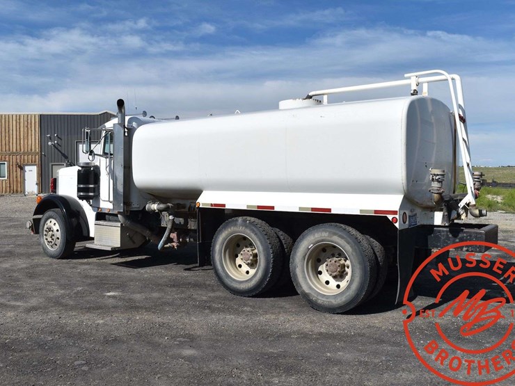 1994-peterbilt-379-image-5
