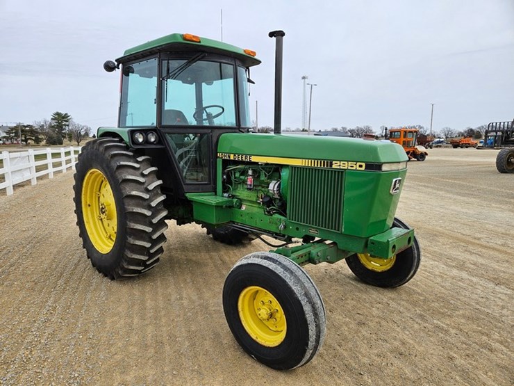 john-deere-2950-image-7