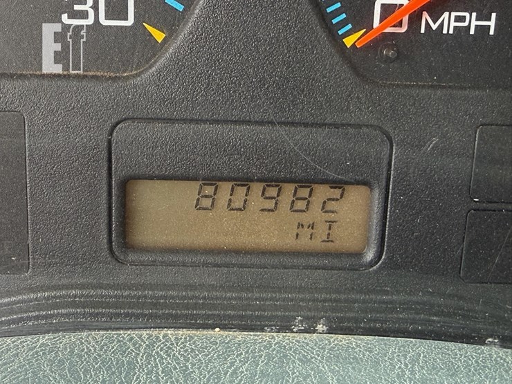 2002-international-durastar-4400-image-8