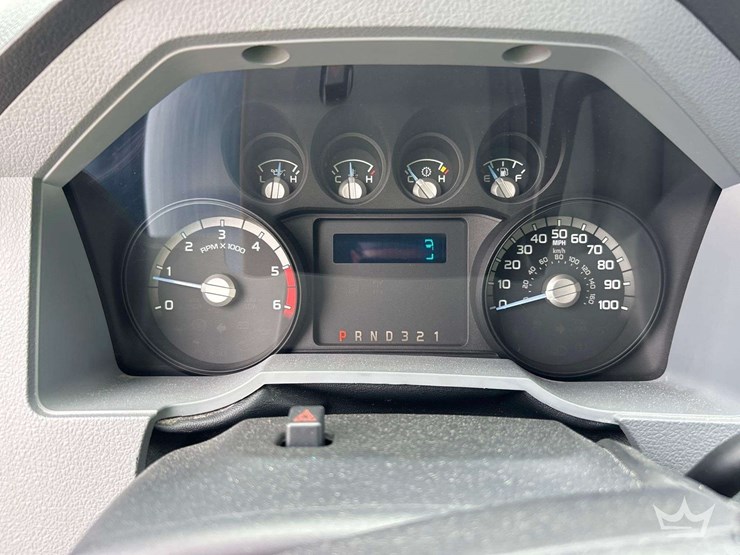2016-ford-f550-image-17