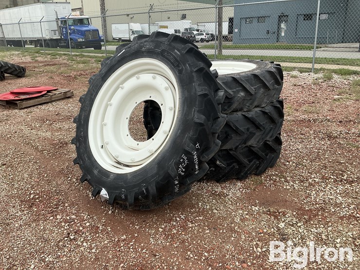 new-holland-8-image-1