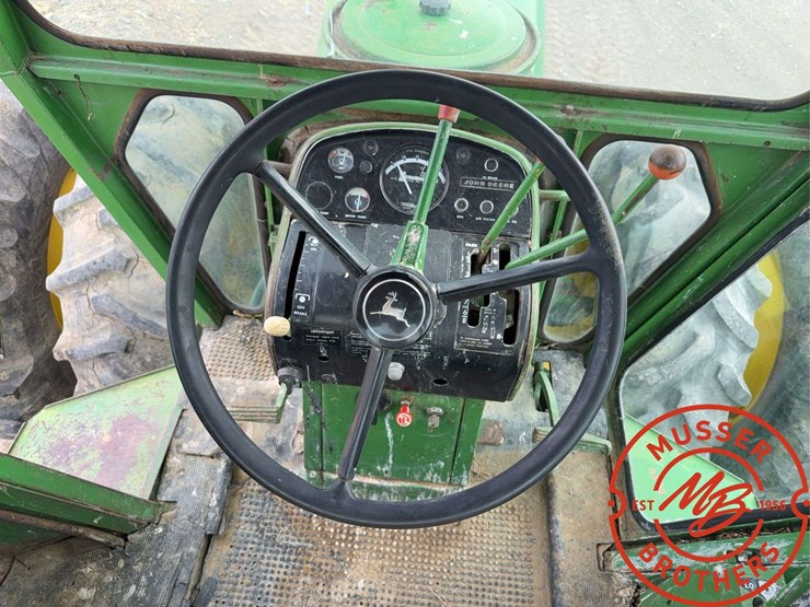 1975-john-deere-7020-image-29