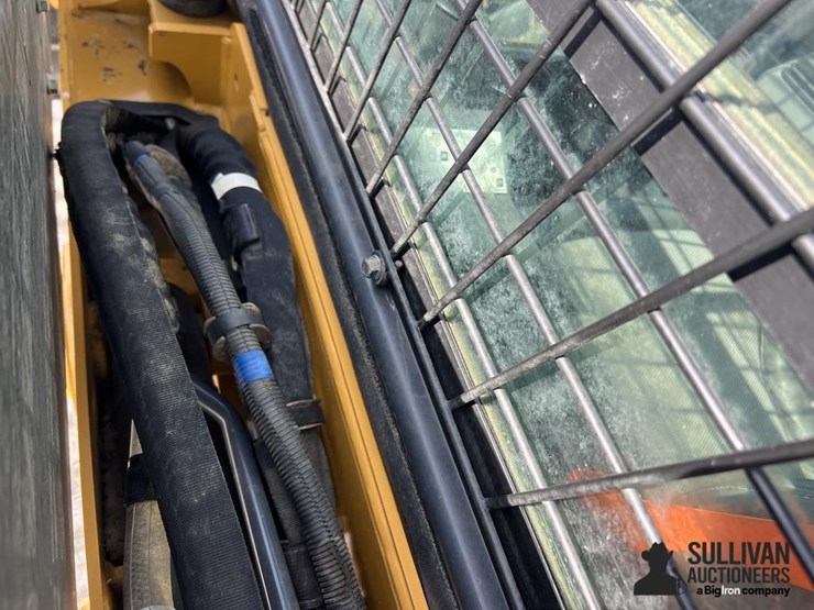 2024-john-deere-333-p-compact-track-loader-image-16