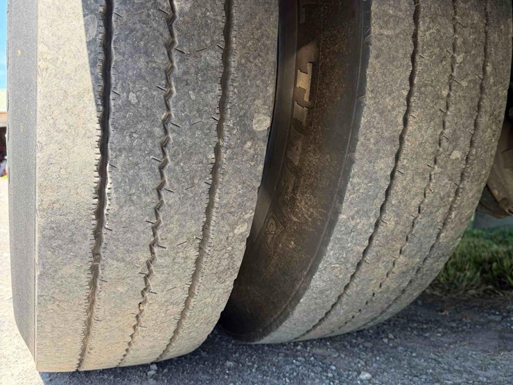 2015-kenworth-c500-image-11