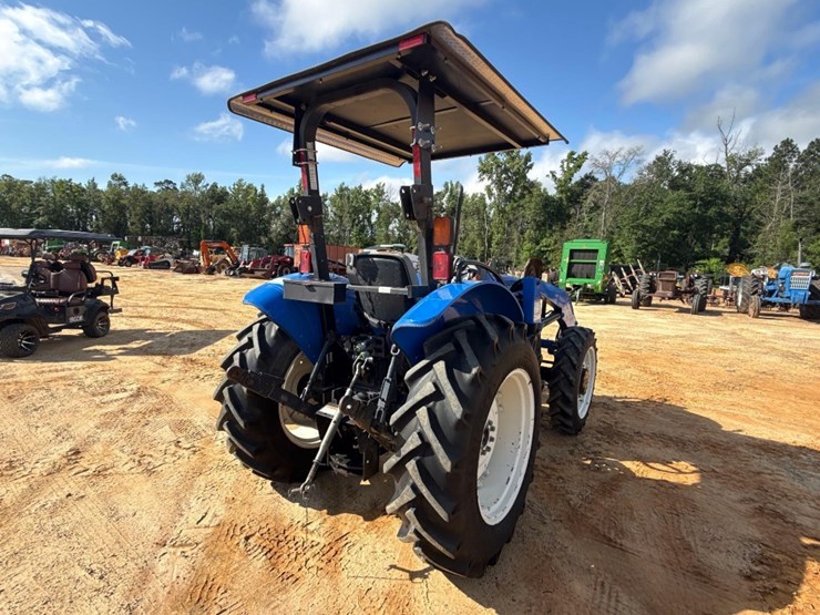 new-holland-45-image-4