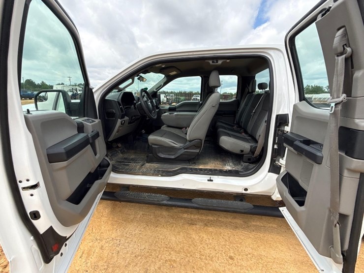 2019-ford-f150-image-11