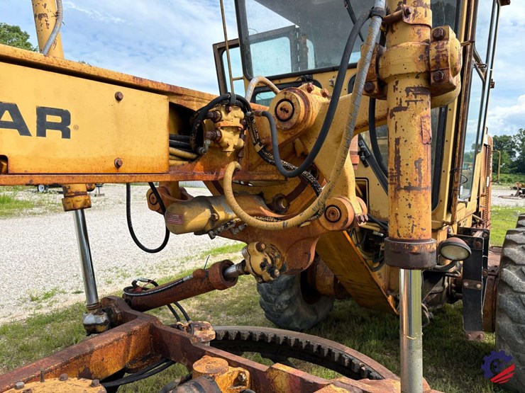 caterpillar-130g-image-32