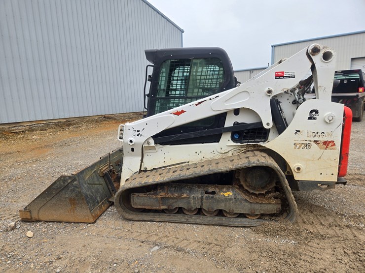 2023-bobcat-t770-image-5