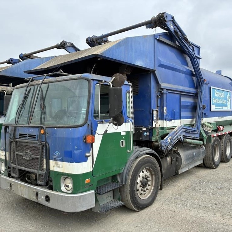 2013 AUTOCAR XPEDITOR