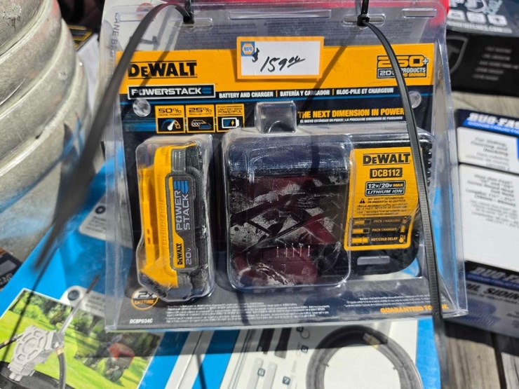 2203---(2)-dewalt-20-volt-batteries-image-2