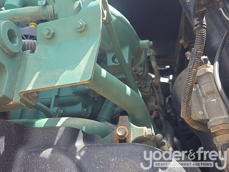2023-volvo-a25g-image-49