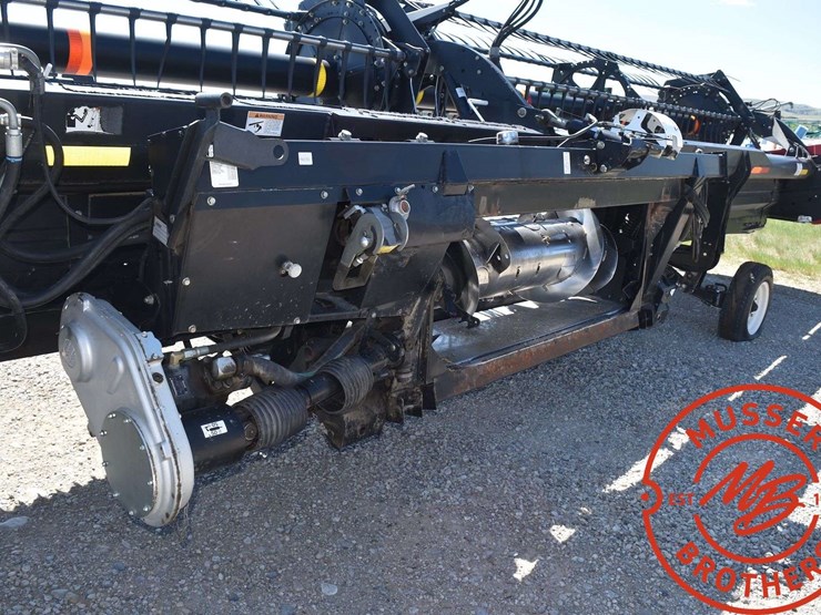 2009-case-ih-2152-image-28