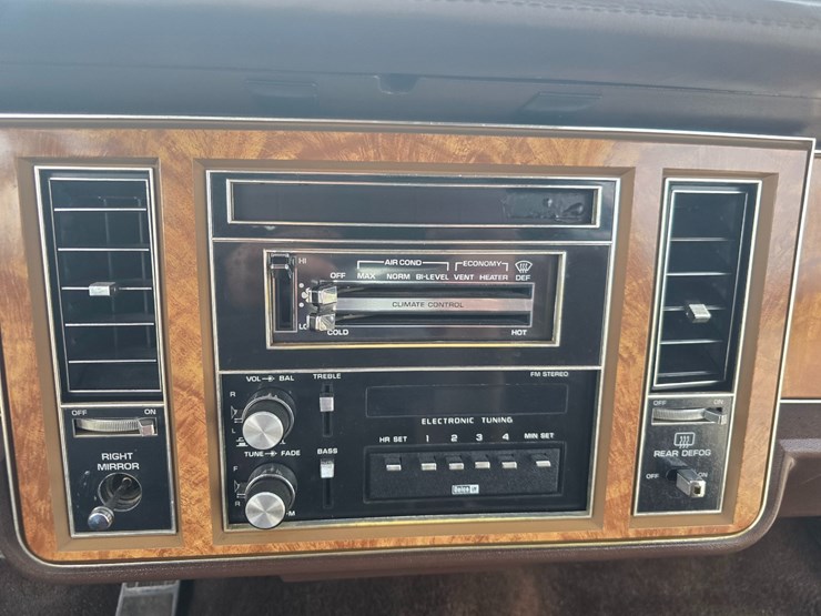 #24004-•-1984-buick-lesabre-passenger-car-image-54