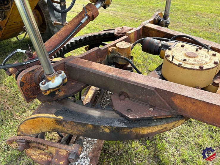 caterpillar-130g-image-20