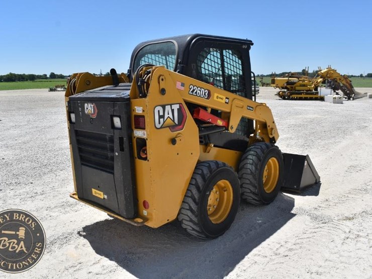 2024-caterpillar-226d3-image-16