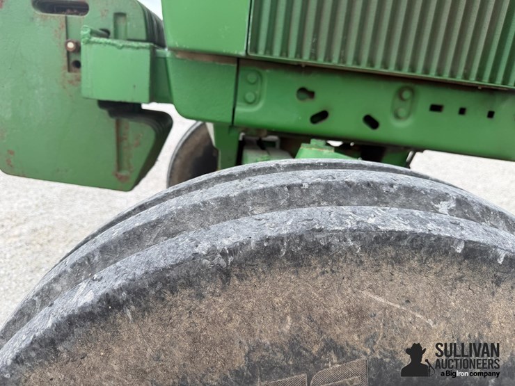 1983-john-deere-4450-image-16