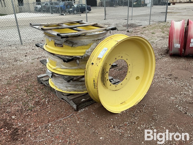 john-deere-10-image-3