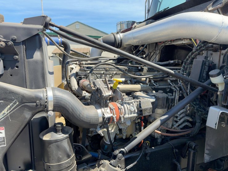 2011-western-star-4900sa-image-8